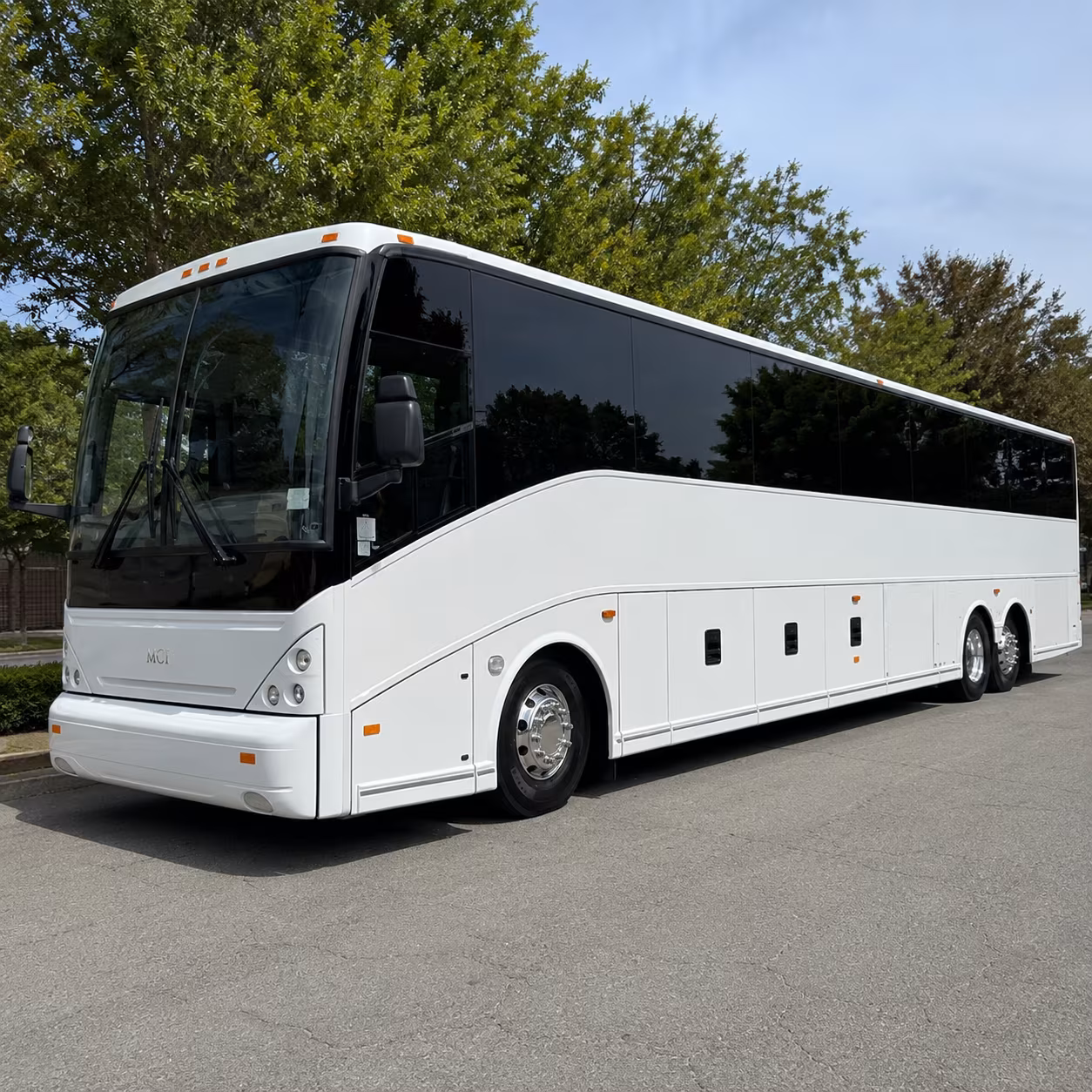 charter buses and minibuses for fort collins museum of discovery field trips