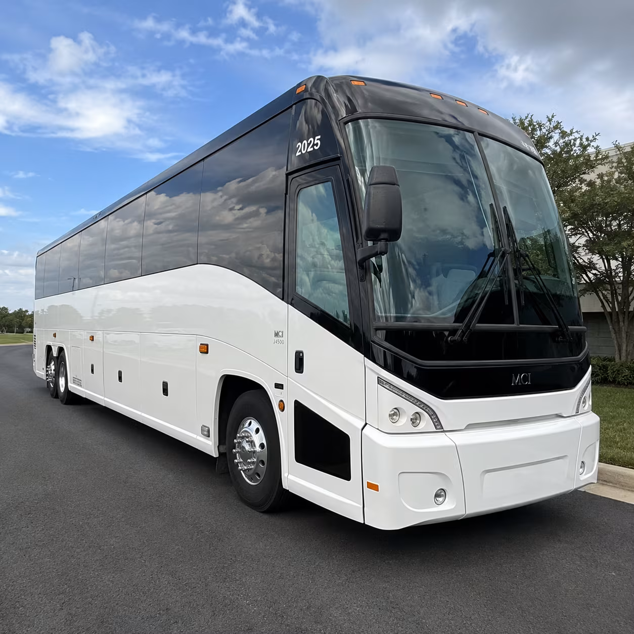conference shuttles between fort collins hotels and venues