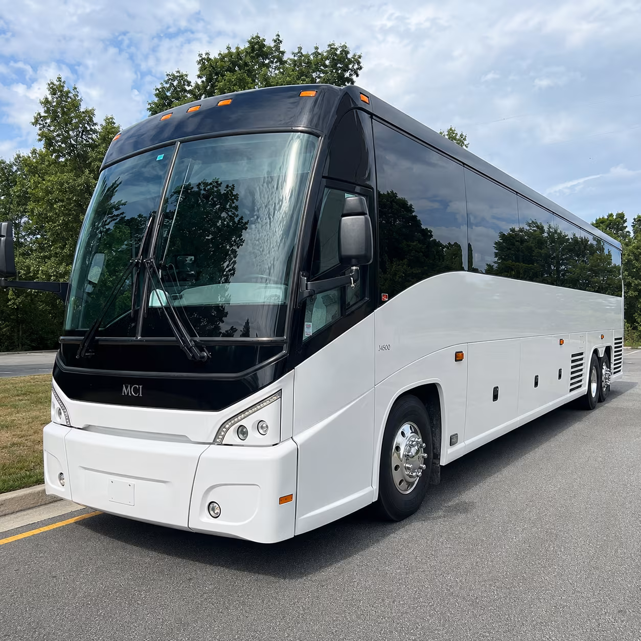 finding a long distance bus to cheyenne frontier days from fort collins is fast with fortcollinscharterbuscompany com