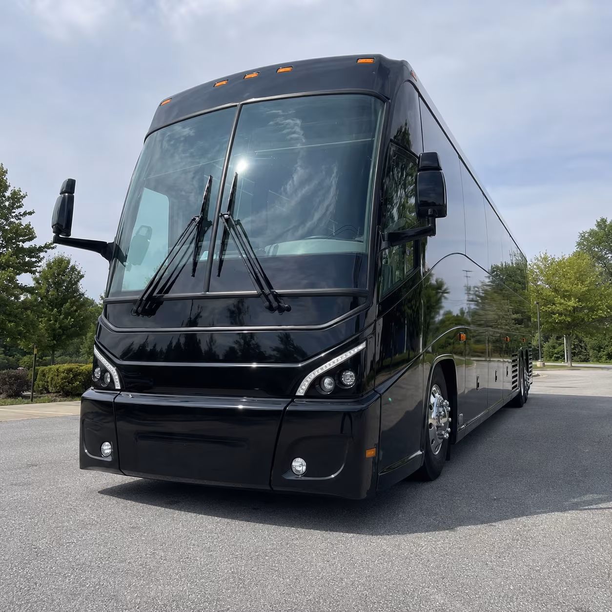 shuttle groups between fort collins and f e warren air force base with ease